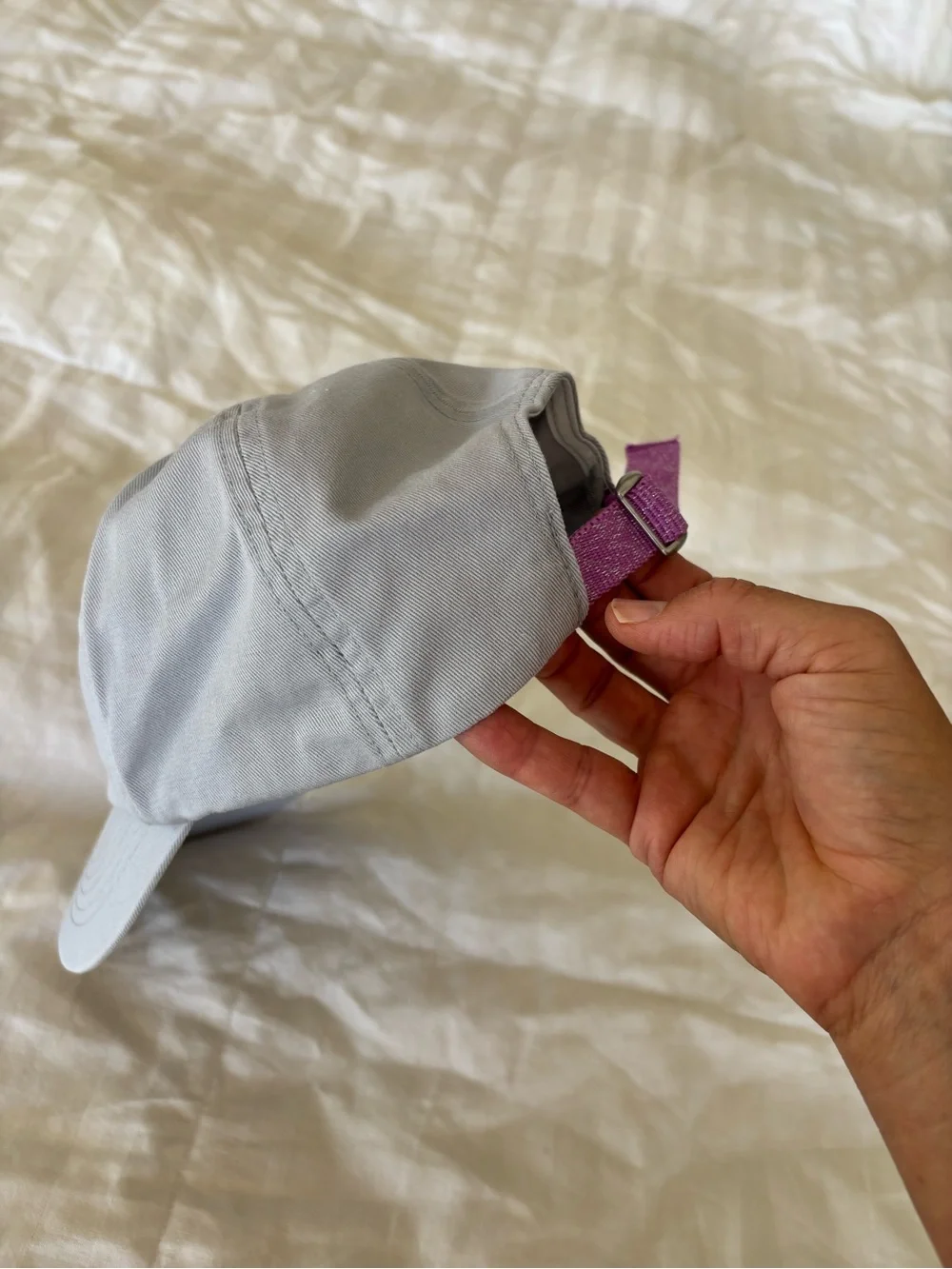 Under Armour Free Fit Youth Girls Adjustable cotton Cap Hat Gray/Purple